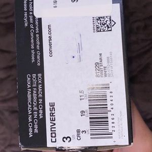 Infant Converse brand new never worn.